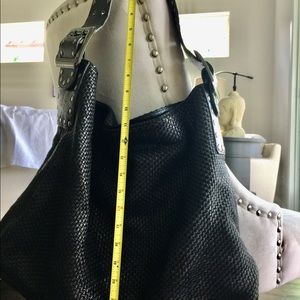 Be & D Authentic Leather Handbag